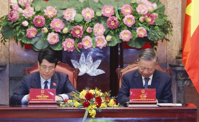 LỄ BÀN GIAO CÔNG TÁC CHỦ TỊCH NƯỚC
