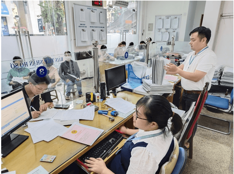 Chính thức từ hôm nay 9/6, người dân Hà Nội không phải xếp hàng xin giấy phép xây dựng, 12 thủ tục xây dựng sẽ nhận hồ sơ trực tuyến